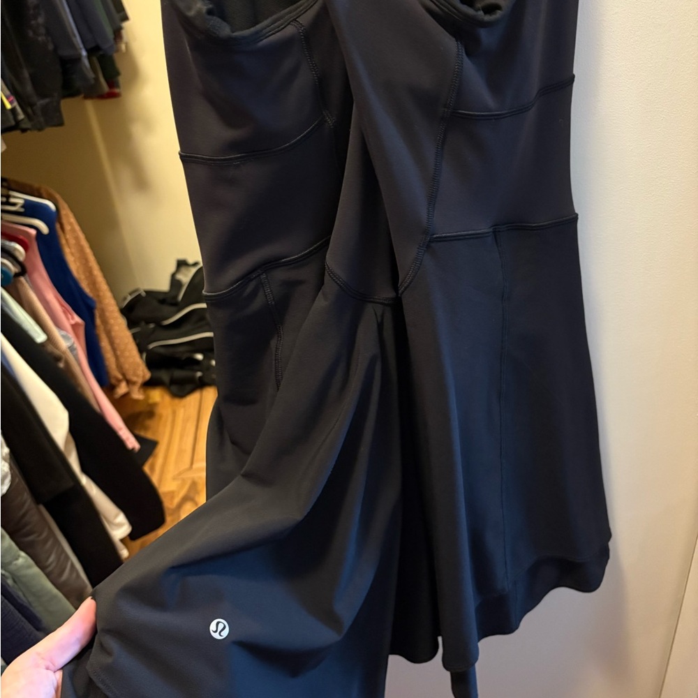 Elegant Black Sleeveless Dress